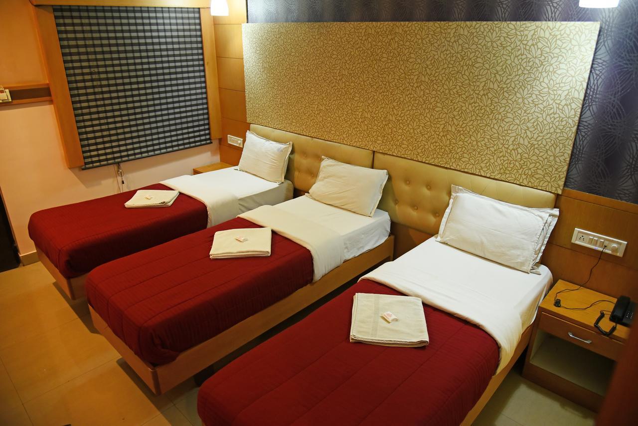 Grand Choice Hotel Bangalore Bilik gambar